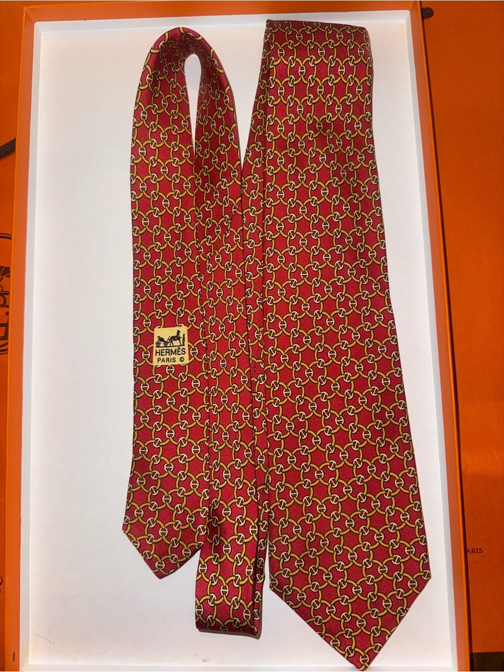 Hermes Red and Yellow Interlocking Chain Pattern Tie
